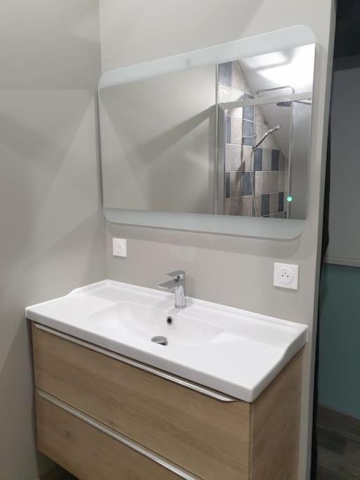 Audun-Le-Tiche - Appartements 3 Chambres ภายนอก รูปภาพ